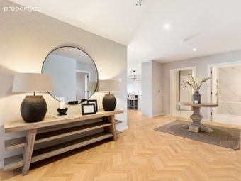 Three Bed Penthouse Apartment No.22, Blackrock, Co. Dublin - Image 3