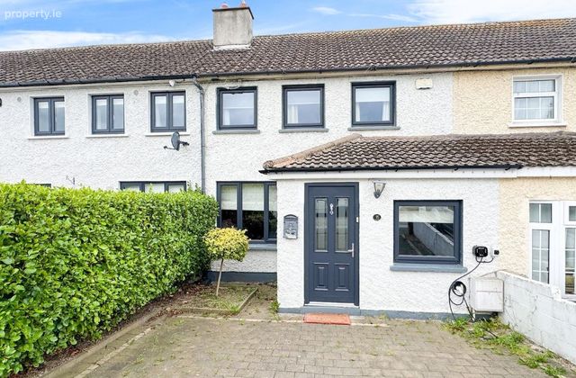 35 Willow Vale, Ballybrack, Co. Dublin - Click to view photos