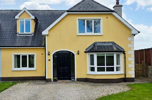 17 Corraun Village, Roscommon, Roscommon Town, Co. Roscommon - Click to view photos