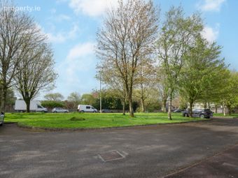 11 Silverwood, Ballinlough Road, Ballintemple, Co. Cork - Image 3