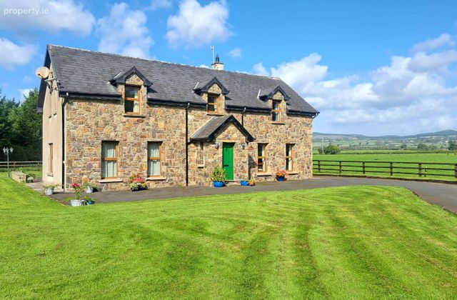 Ahacross, Kildorrery, Knockanevin, Co. Cork - Click to view photos