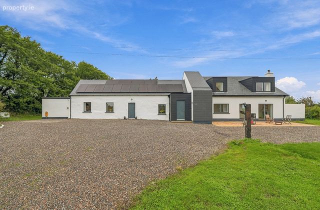 Foxglove Lodge, Killincooley More, Kilmuckridge, Co. Wexford, Kilmuckridge, Co. Wexford - Click to view photos