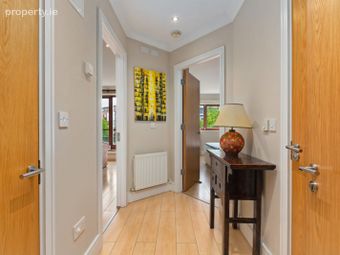 Apt 48, Wyckham Place, Wyckham Way, Dundrum, Dublin 16 - Image 2