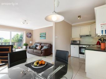 Apartment 33, The Elms, Mount Merrion Avenue, Blackrock, Co. Dublin - Image 5