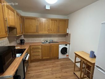 70 Blasket Square, Waterville, Ballycoolin, Dublin 15 - Image 4