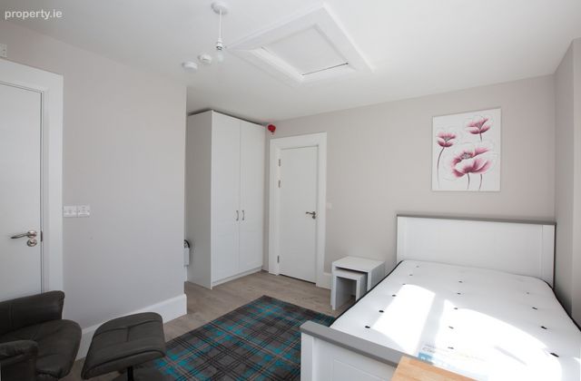 Apartment 4, 25 Richmond Hill, Rathmines, Dublin 6 - Click to view photos