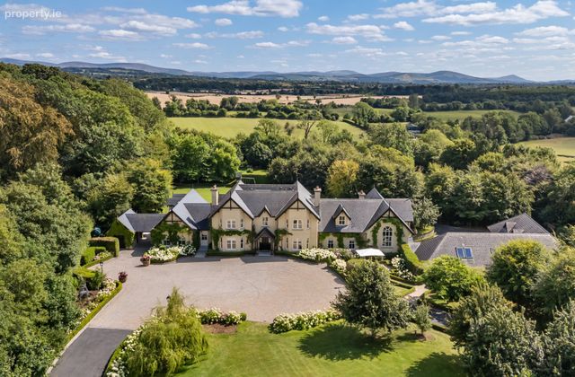 Swordlestown Lodge, Punchestown, Naas, Co. Kildare, Punchestown, Co. Kildare - Click to view photos