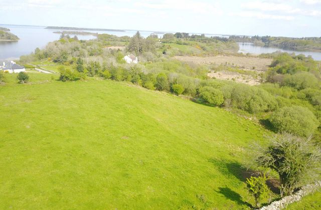 Gorterwulla, Glann Road, Oughterard, Co. Galway, Oughterard, Co. Galway - Click to view photos