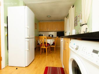 102 Captain's Avenue, Dublin 12, Crumlin, Dublin 12 - Image 5