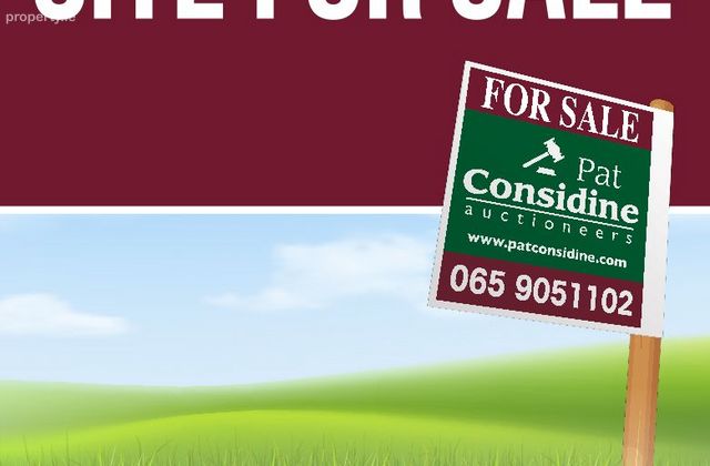 Querrin, Kilkee, Co. Clare - Click to view photos