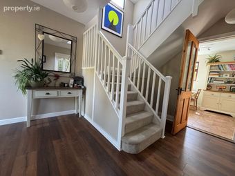 34 Ashleigh Gardens, Skehard Road, Blackrock, Co. Cork - Image 2