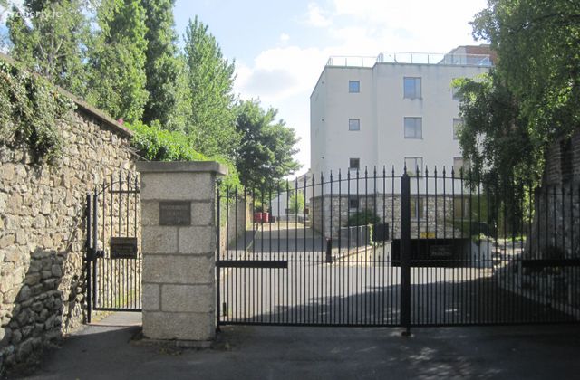Woodbine House, Stillorgan Road, Donnybrook, Belfield, Dublin 4 - Click to view photos