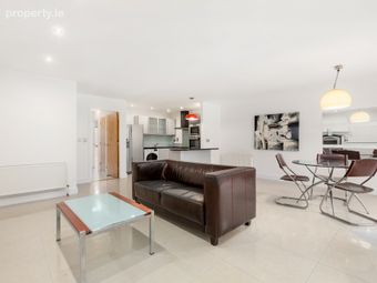 39 Brennanstown Square, Cabinteely, Dublin 18, Cabinteely, Dublin 18 - Image 3