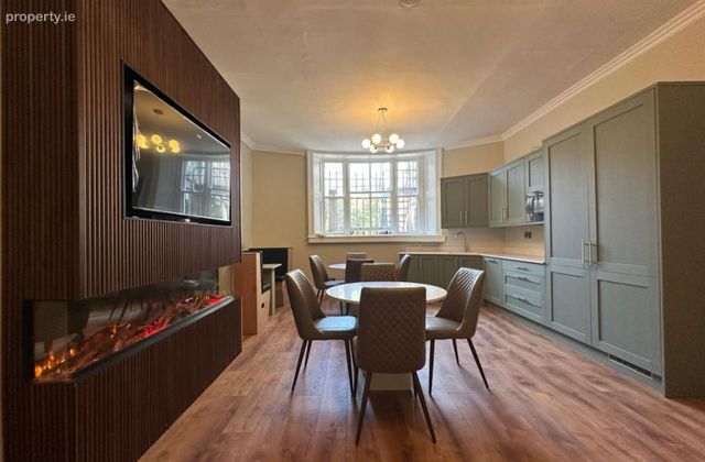 Fitzwilliam Place, Dublin 2 - Click to view photos