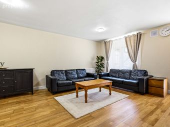 23 Lanesborough Court, Lanesborough Drive, Dublin 11 - Image 5