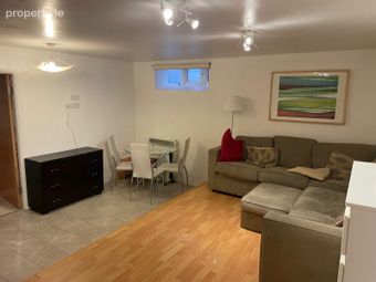 Glencairn Crescent, The Gallops, Leopardstown, Dublin 18