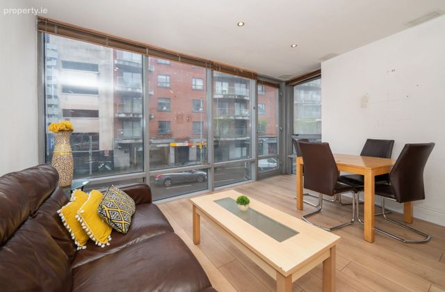 Apartment 12, Camden Court, Cork City Centre, Co. Cork - Click to view photos