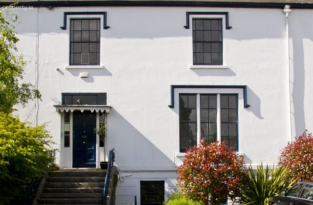 72 Upper Leeson Street, Dublin 4 - Click to view photos