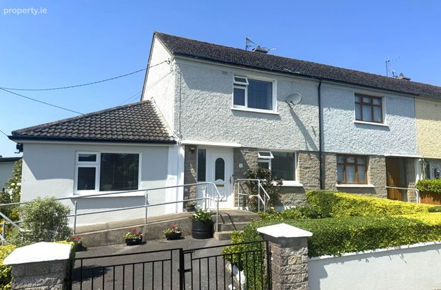 1 St Finian`s Avenue, Ardfinnan, Co. Tipperary, Ardfinnan, Co. Tipperary - Click to view photos