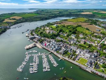 60 Shearwater, Pier Road, Kinsale, Co. Cork