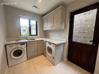 8 Woodbrook, Glanmire Court, Riverstown, Co. Cork - Image 5