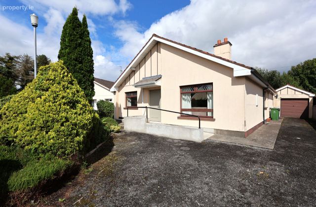 10 Mill Park, Foxford, Co. Mayo - Click to view photos