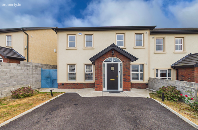 98 Cloch&aacute;n, Kilmeaden, Co. Waterford, Butlerstown, Co. Waterford - Click to view photos