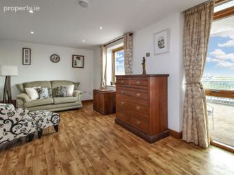 Apartment 3, Pointe Boise, Salthill, Co. Galway - Image 4