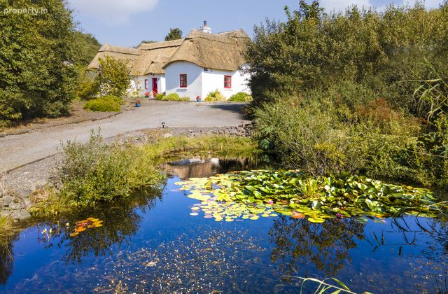 Sheeffry Cottage, Kinnock, Westport, Co. Mayo - Click to view photos