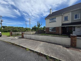 7 Knockroe Court, Castlerea, Co. Roscommon, Castlerea, Co. Roscommon - Image 2