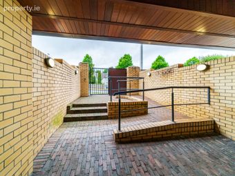Apartment 33, Merrion Hall, Mount Merrion Avenue, Blackrock, Co. Dublin - Image 3