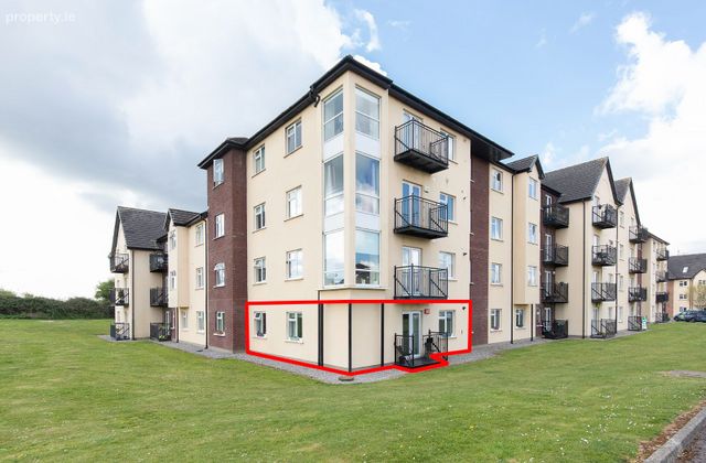 Apartment 3, Ivy Court, Broomfield Village, Midleton, Co. Cork - Click to view photos