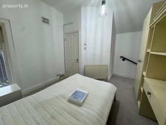 Apartment 6, 102/103, Leeson Street Lower, Dublin 2 - Image 4
