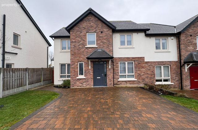 48 Marlmount Park, Marlmount, Blackrock, Co. Louth - Click to view photos
