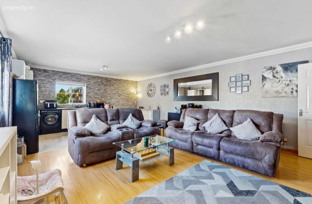 7 Brackenwood Avenue, Balbriggan, Co. Dublin - Click to view photos