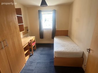 Apartment 21, Room A, Schoolhouse Court, Santry, Dublin 9