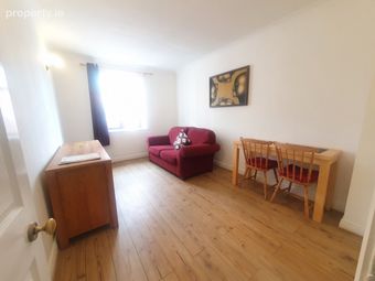 Apartment 17, Clarendon Hall, Dublin 2 - Image 3