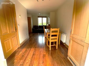 90 The Borough, Moneygourney, Douglas, Co. Cork - Image 5