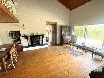 Three Storey Residence On C. 1 Acre, Ballinastockan, Blessington, Lacken, Co. Wicklow - Image 4
