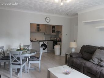Apartment 32, Earlsfort Court, 16 Hatch Street Lower, Dublin 2 - Image 2