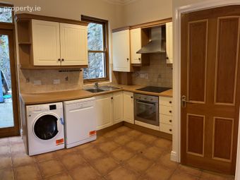 1 The Villa Glenbrook, Glenbrook, Co. Cork - Image 4