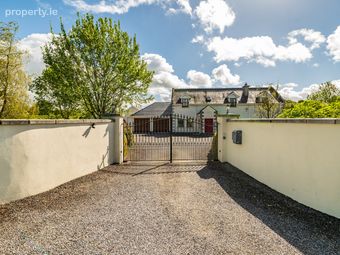 Rossclaire House, Blackhall, Punchestown, Naas, Co. Kildare, Ballymore Eustace, Co. Kildare - Image 2