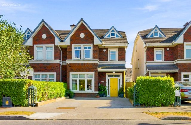 121 Castlemoyne, Balgriffin, Dublin 13 - Click to view photos