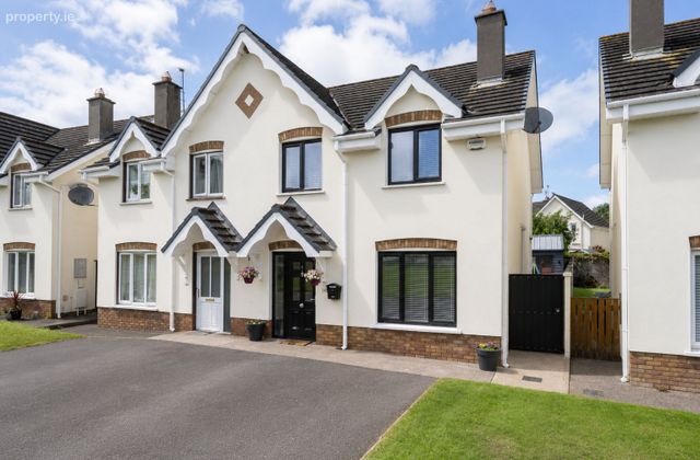 145 Caisle&aacute;n View, Ballincollig, Ballincollig, Co. Cork - Click to view photos