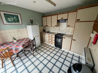 5 Highfield House, Letterkenny, Co. Donegal - Image 5