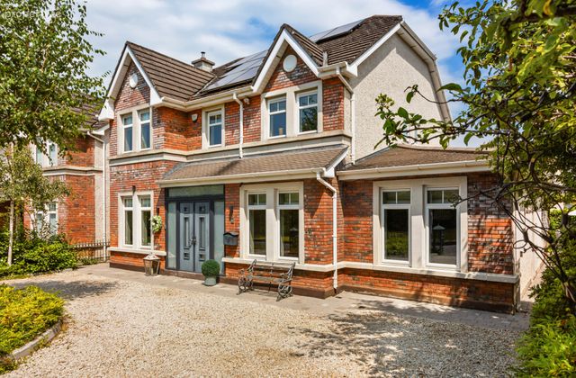 8 Laraghcon, Lucan, Co.dublin, Lucan, Co. Dublin - Click to view photos