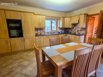 72 Abbeyville, Galway Road, Roscommon Town, Co. Roscommon - Image 5