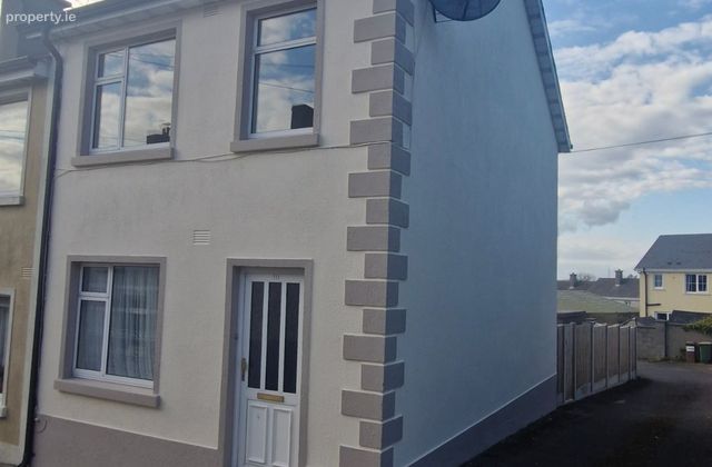 10, Cross Street, New Ross, Co. Wexford - Click to view photos
