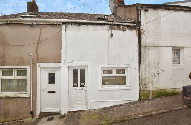 4 Farren Street, Gerald Griffin Street, Gurranabraher, Co. Cork - Click to view photos