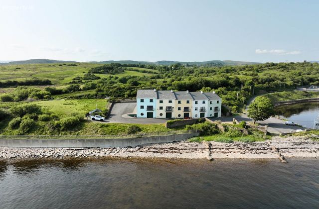 5 The Port, Inver, Co. Donegal, Inver, Co. Donegal - Click to view photos